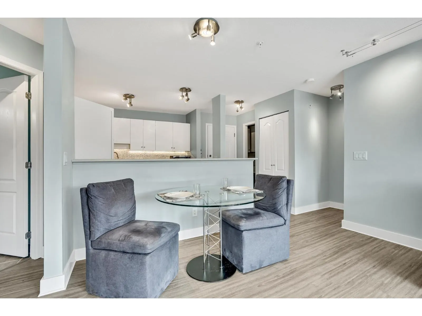 414 33738 KING ROAD