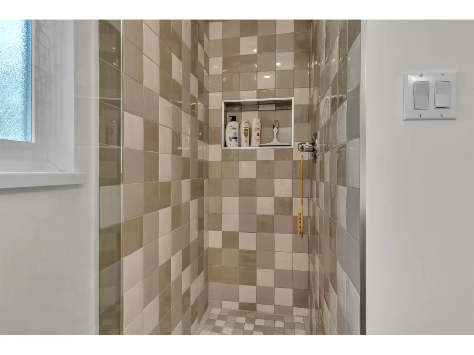 34951 GLENN MOUNTAIN DRIVE