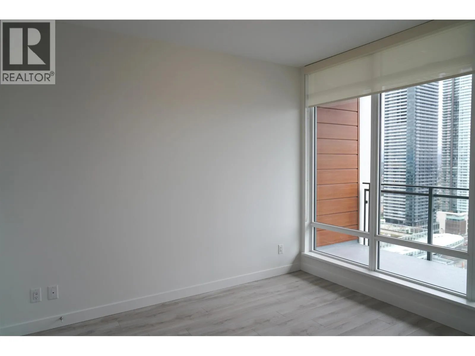 28XX 2085 SKYLINE COURT
