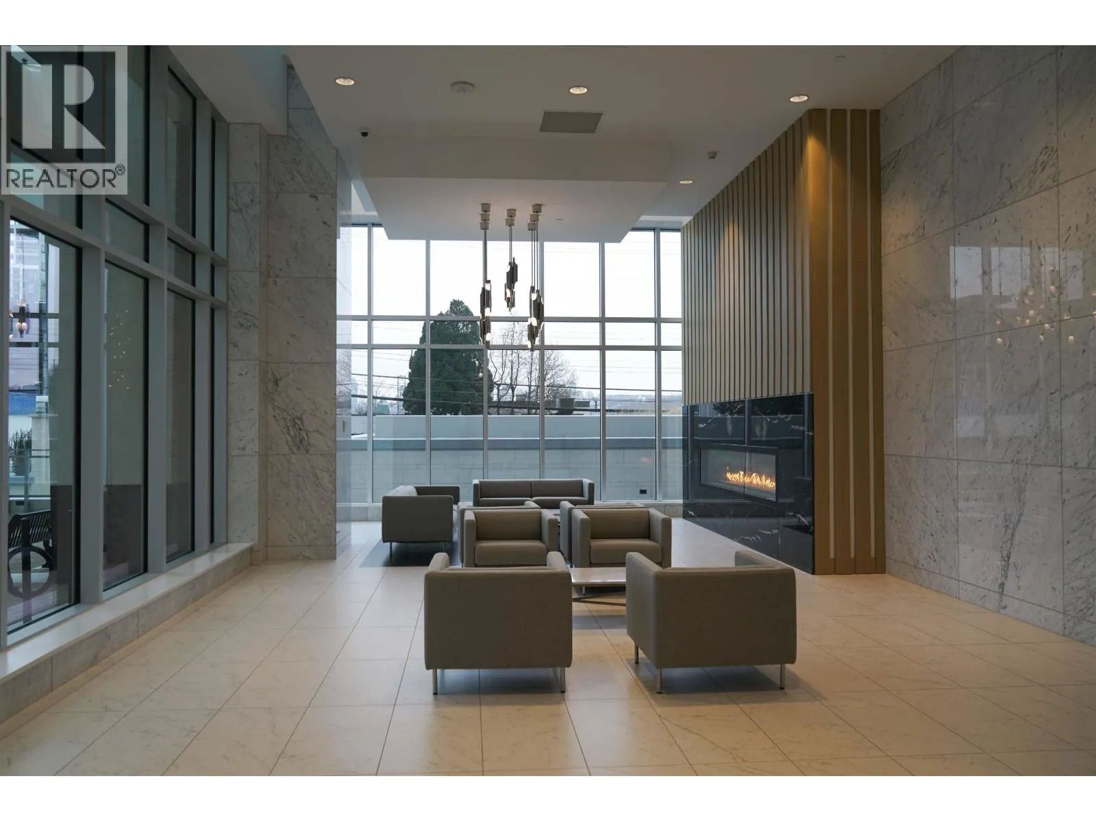 28XX 2085 SKYLINE COURT