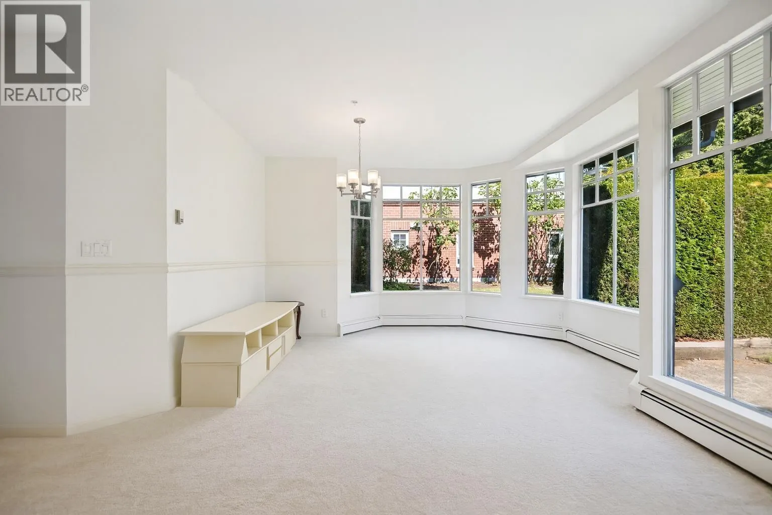 43 5880 HAMPTON PLACE