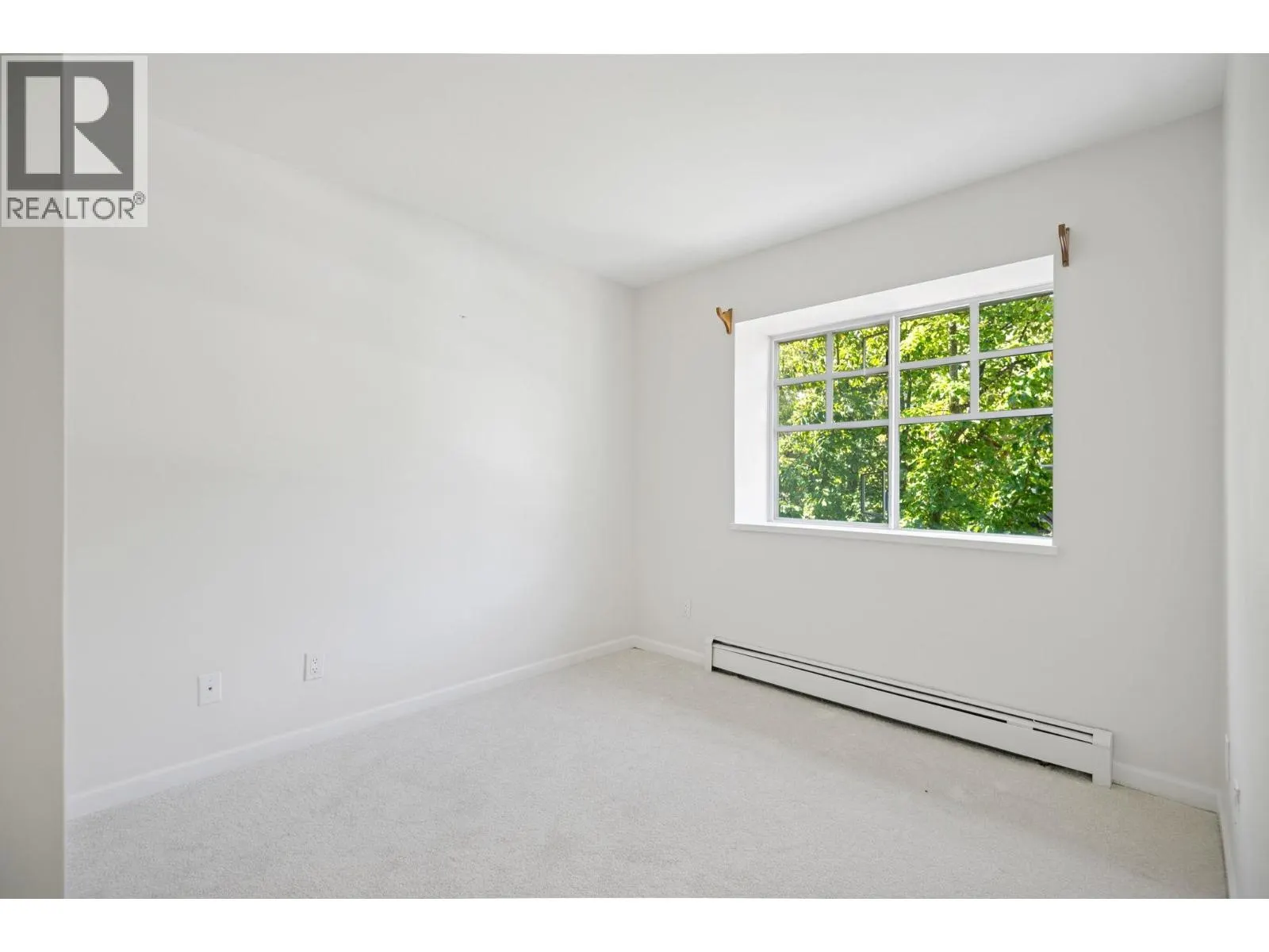 43 5880 HAMPTON PLACE