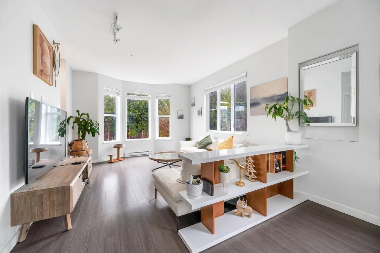 29 8050 204 STREET