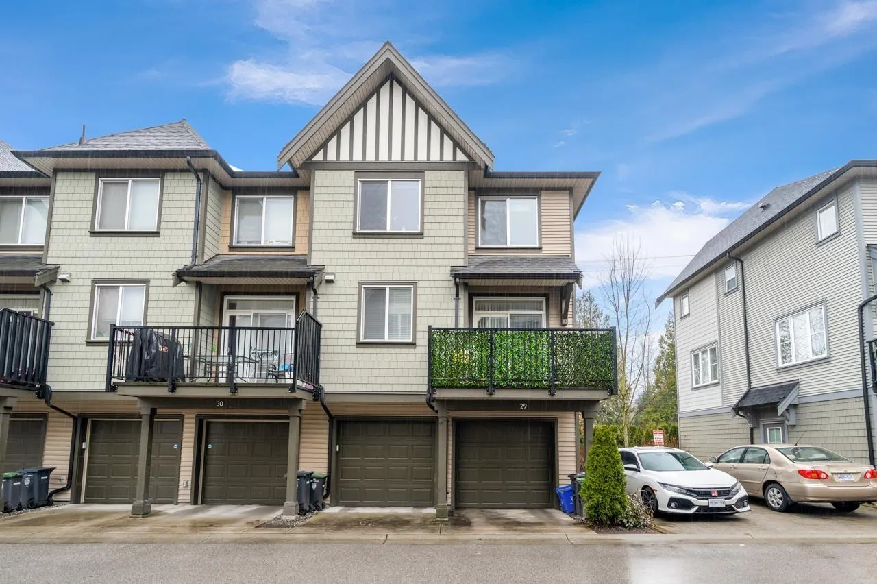 29 8050 204 STREET