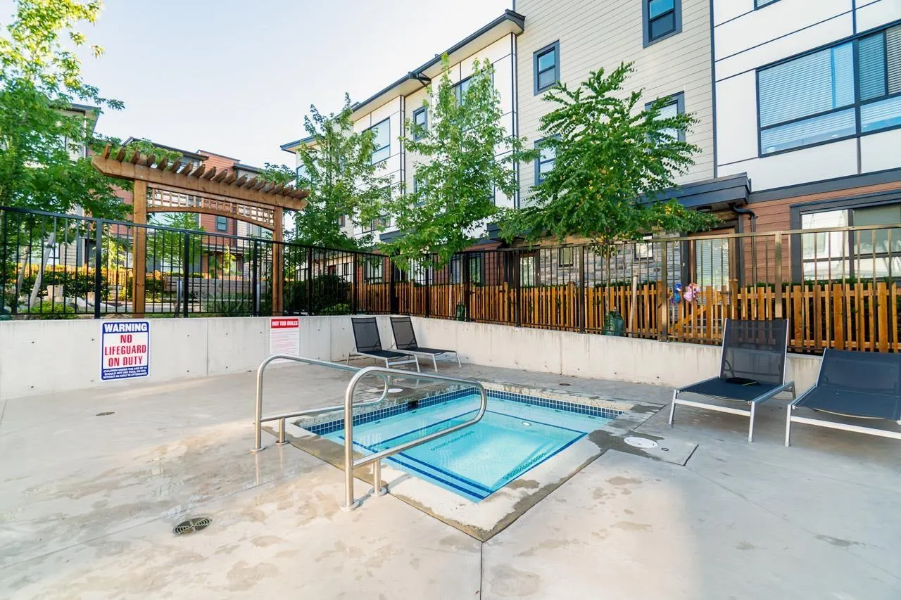 30 20150 81 AVENUE