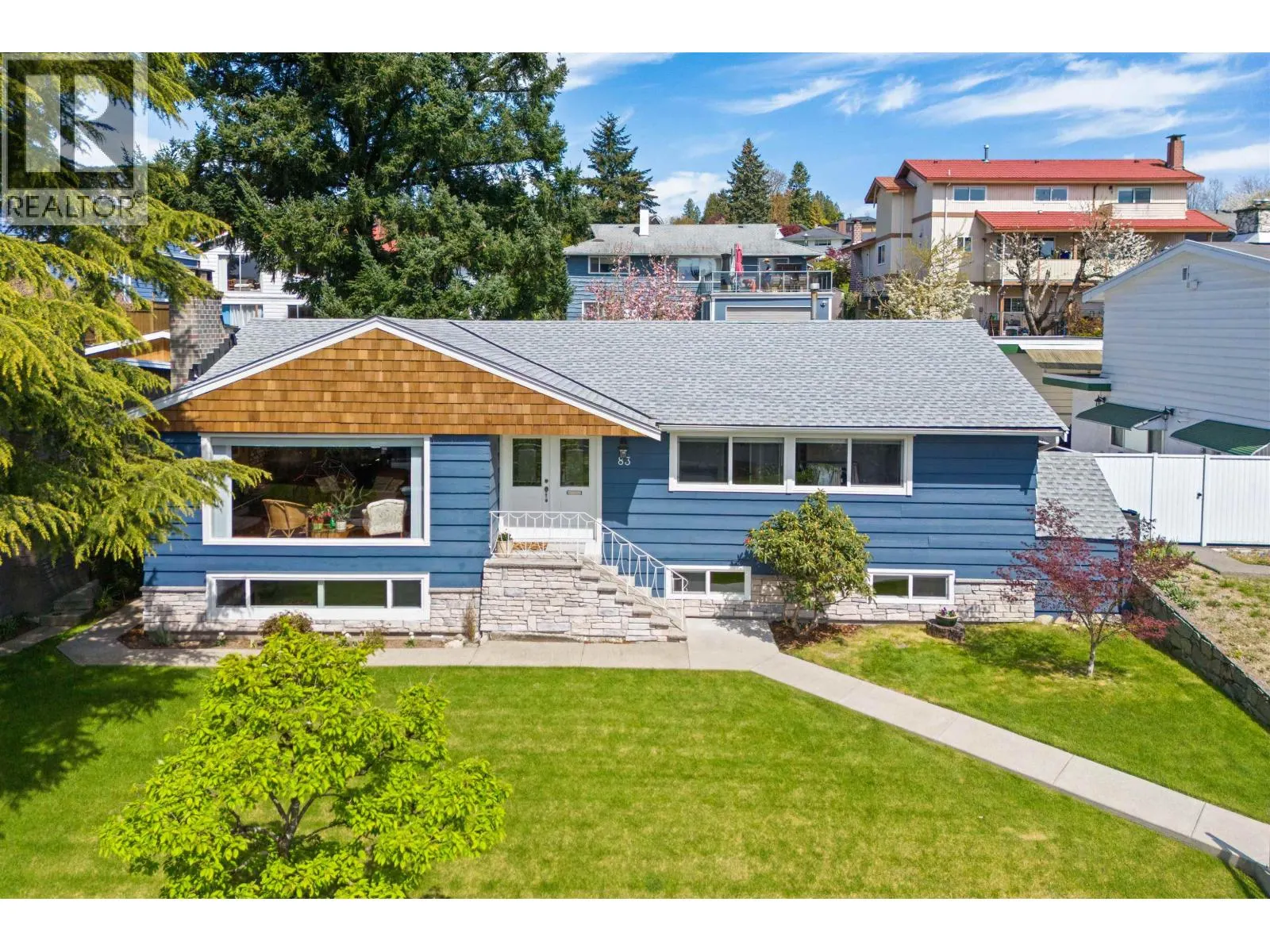 83 MOTT CRESCENT