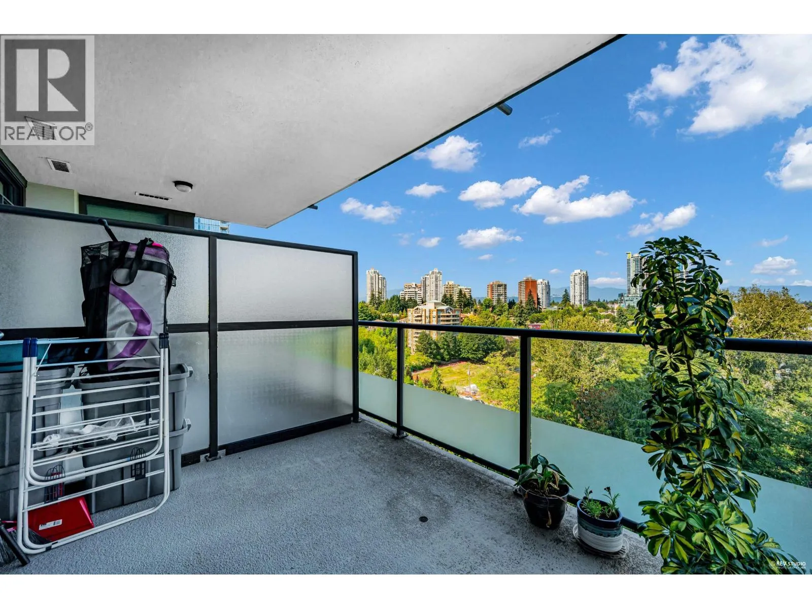 1606 7088 18TH AVENUE