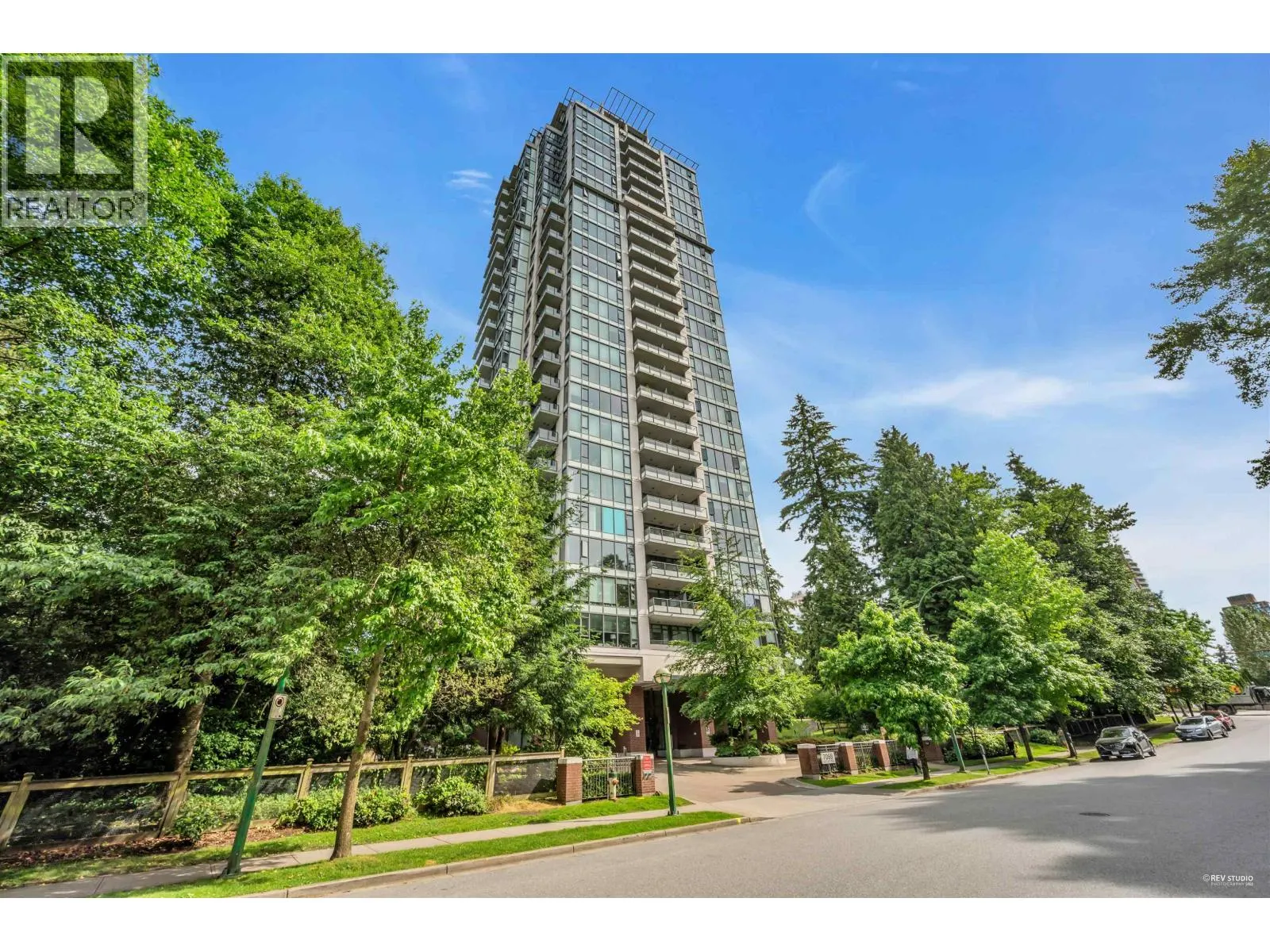 1606 7088 18TH AVENUE