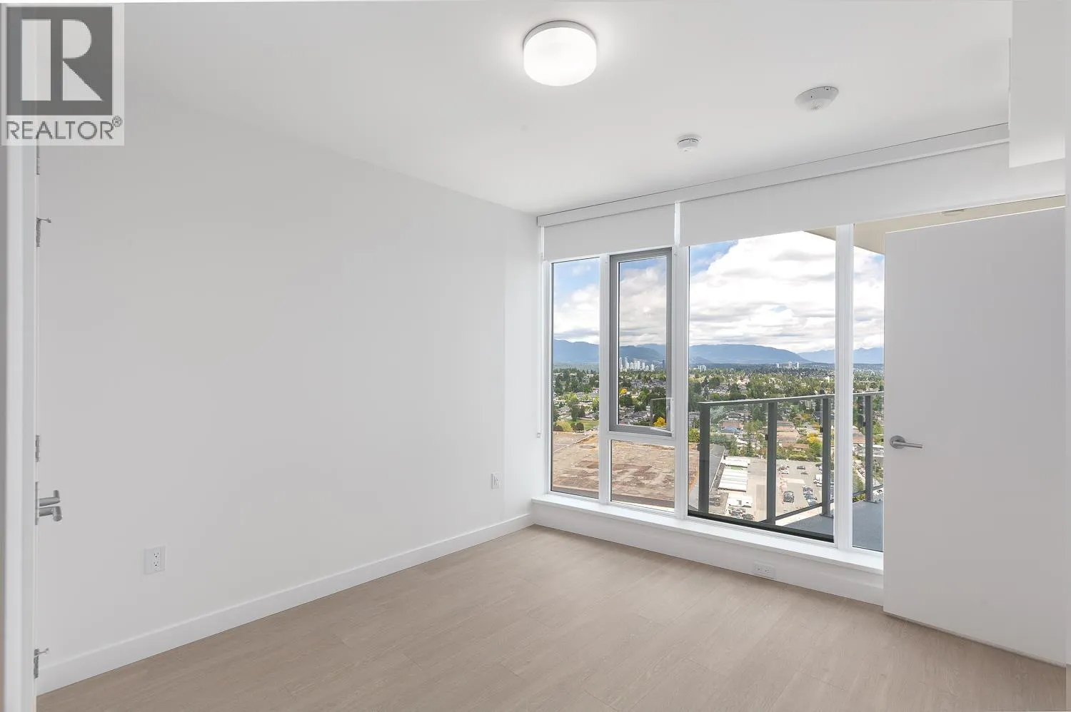 2507 7769 PARK CRESCENT