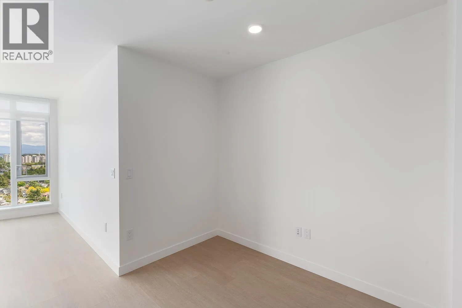 2507 7769 PARK CRESCENT
