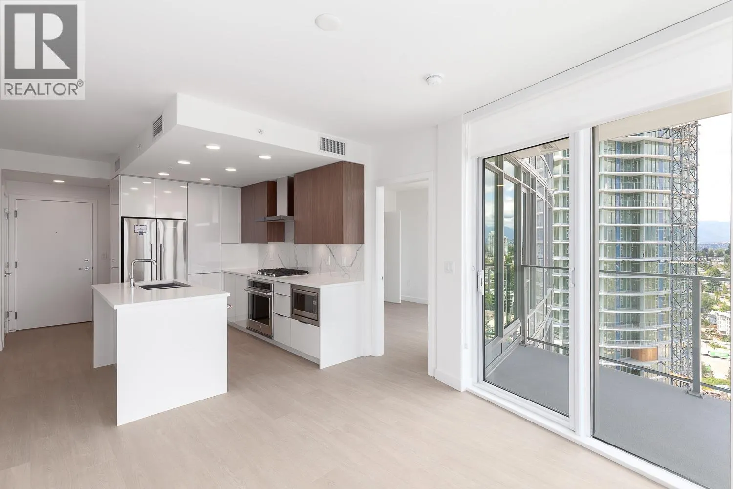 2507 7769 PARK CRESCENT