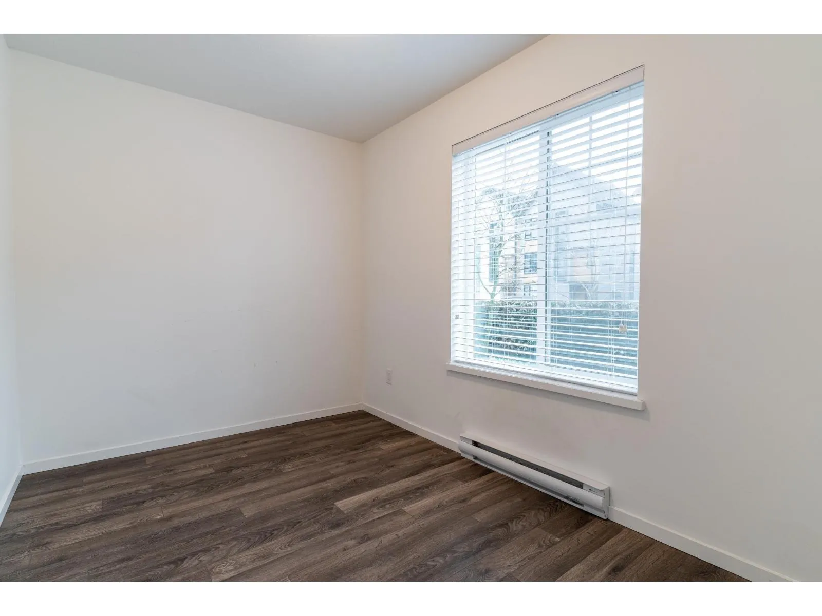 82 16678 25 AVENUE