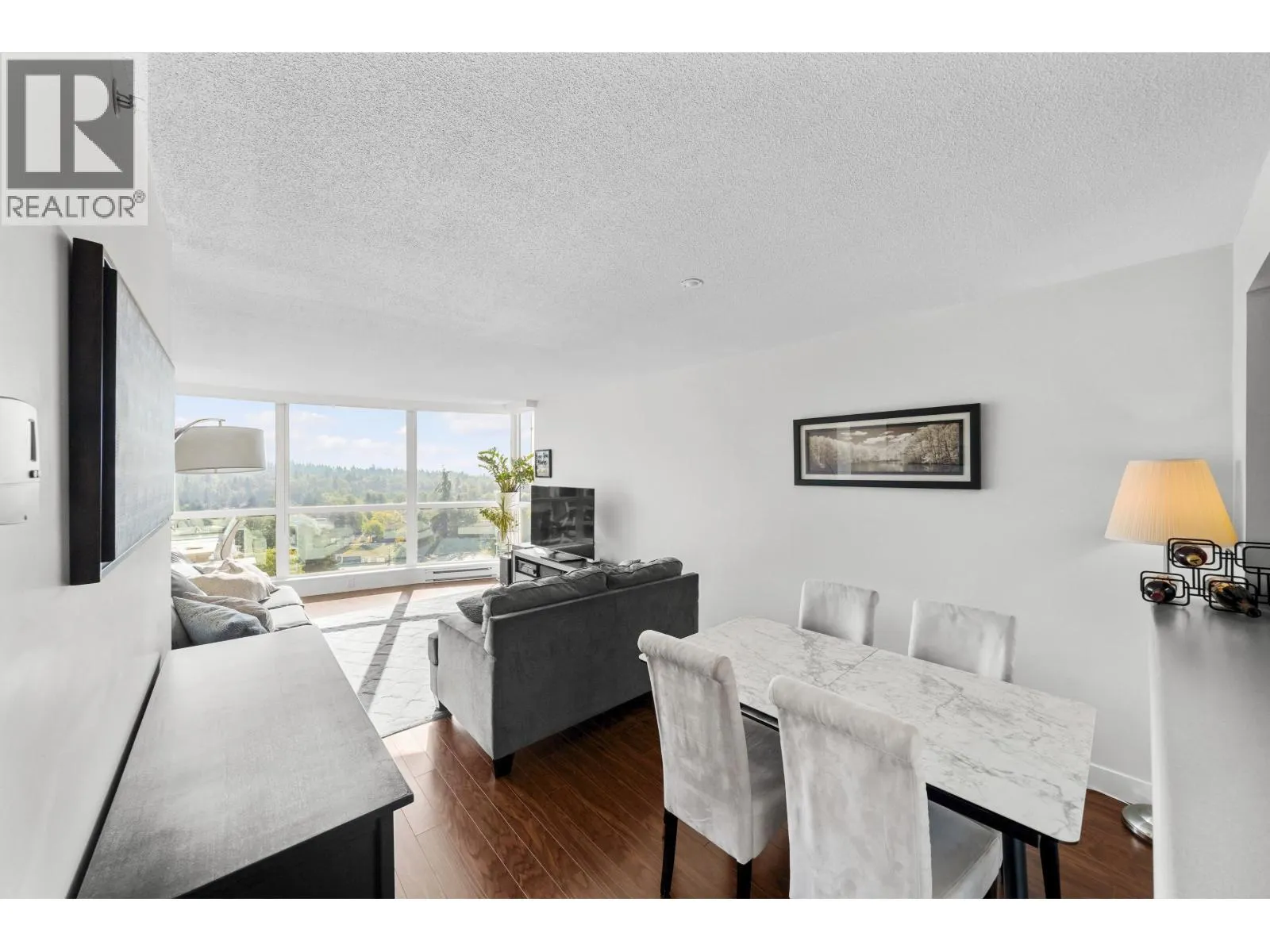 1405 3071 GLEN DRIVE