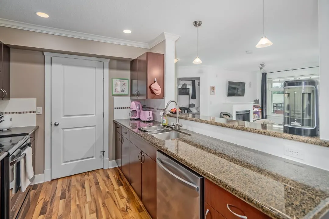 303 33255 OLD YALE ROAD