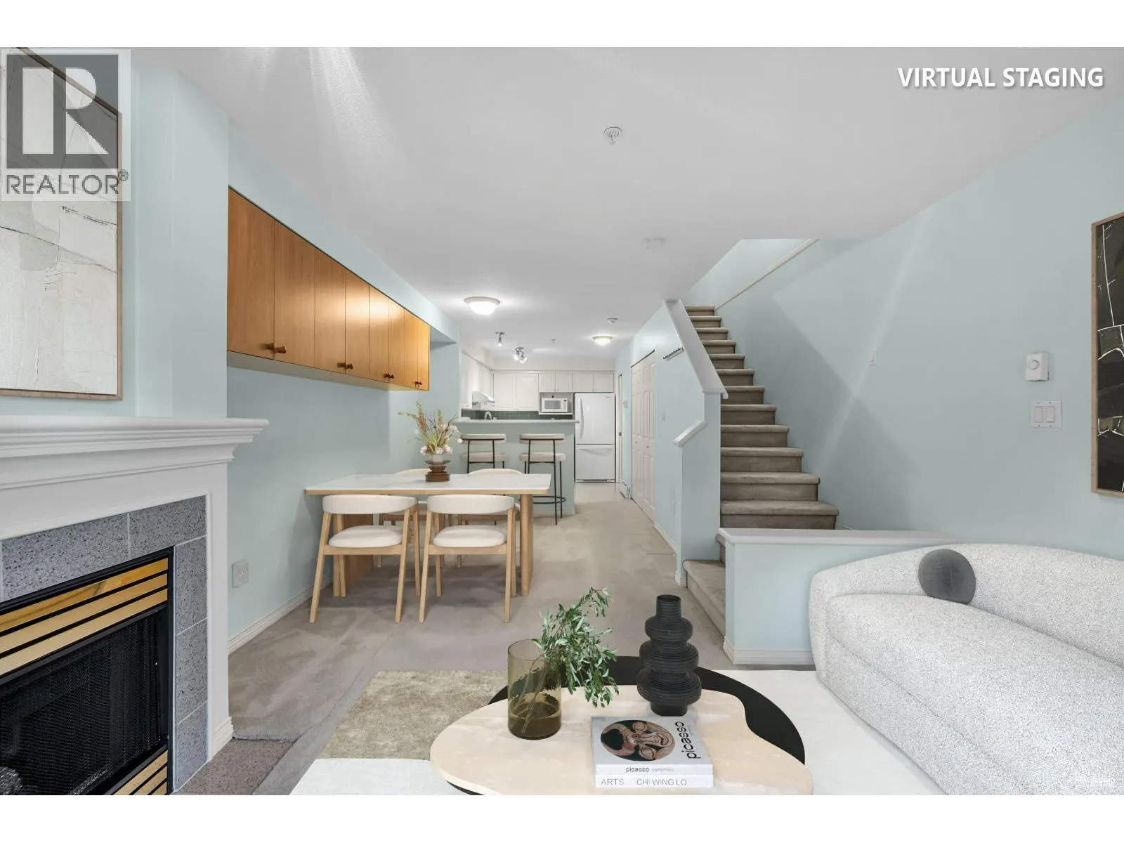 211 2545 W BROADWAY