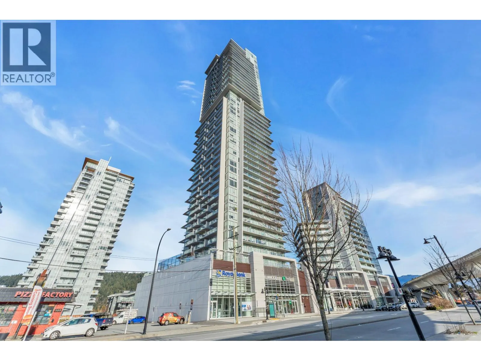 2906 567 CLARKE ROAD