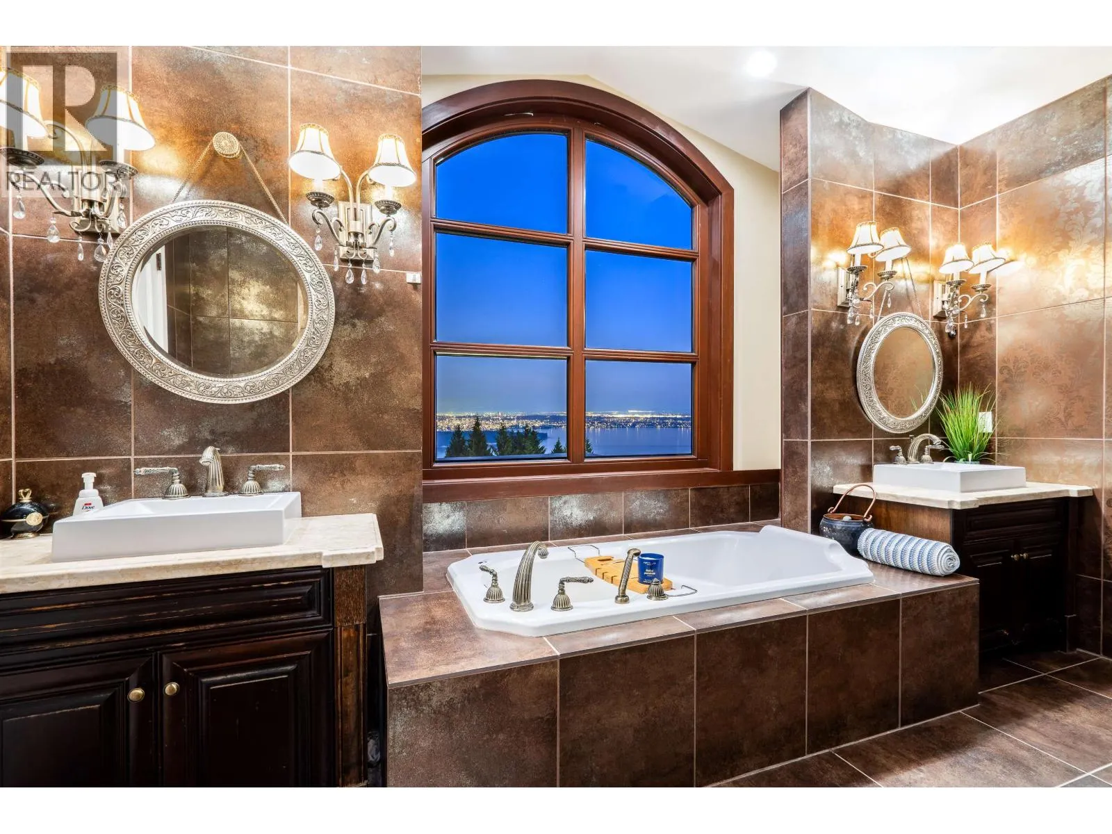 2336 KADLEC COURT