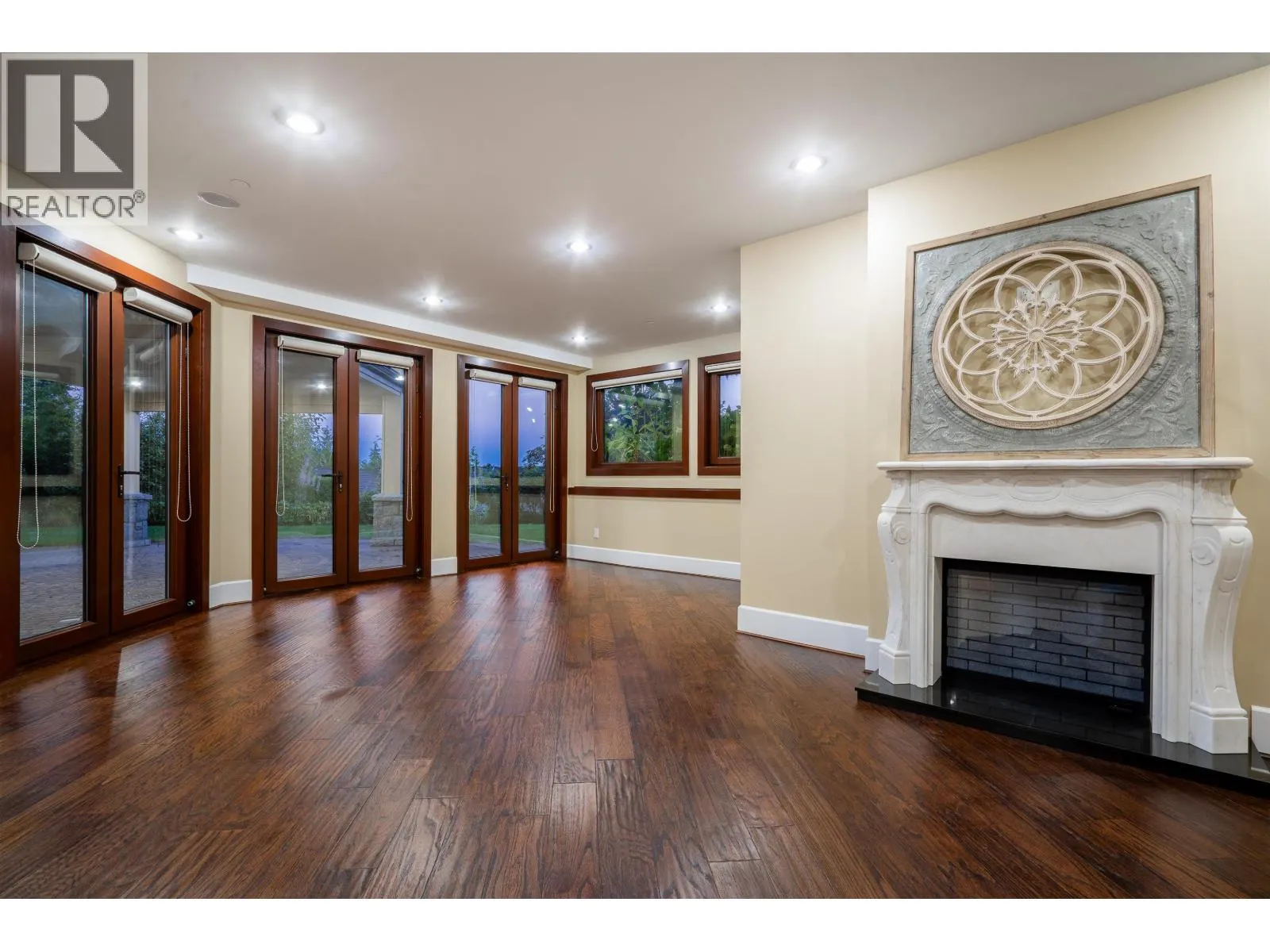 2336 KADLEC COURT