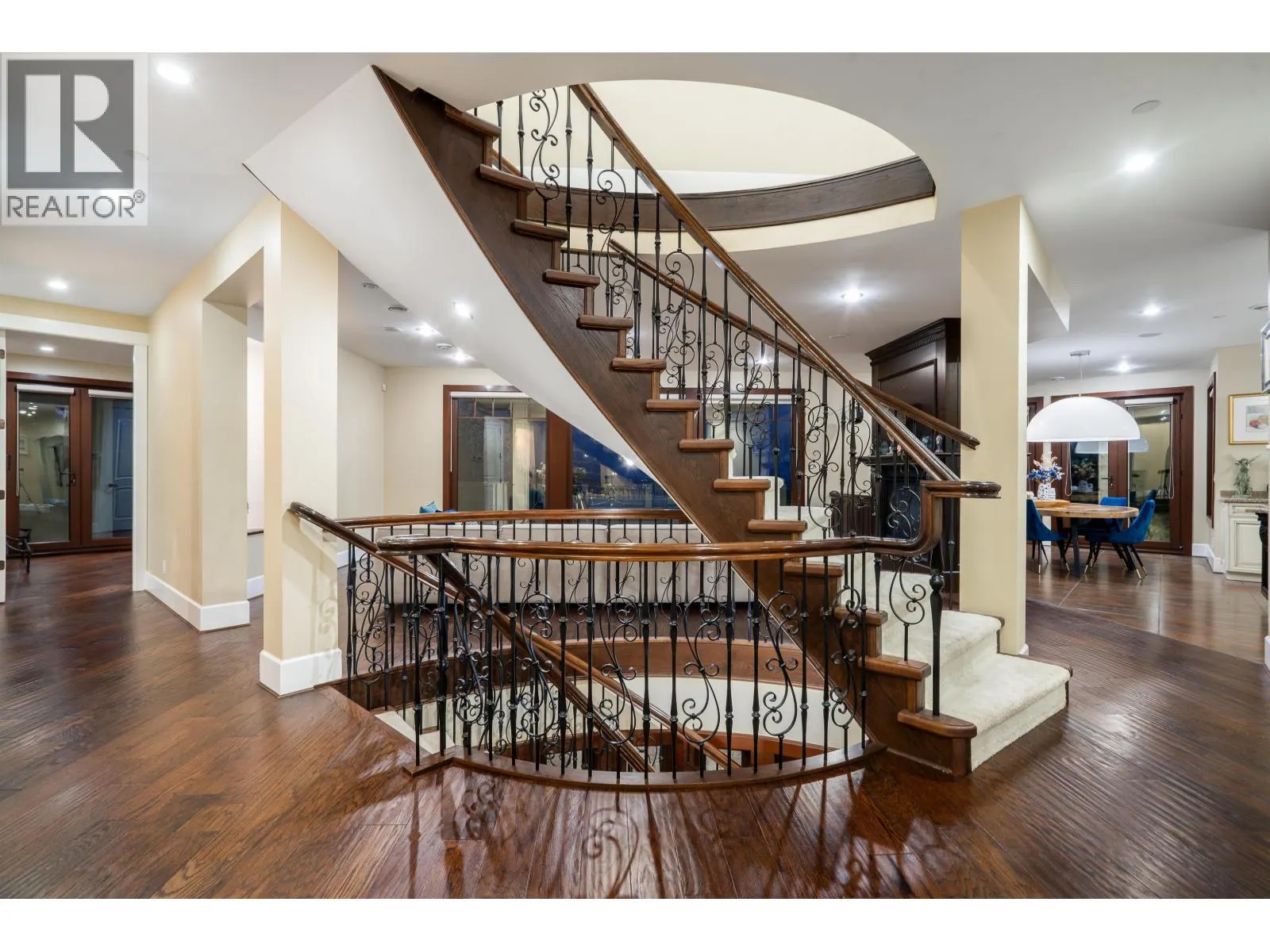 2336 KADLEC COURT