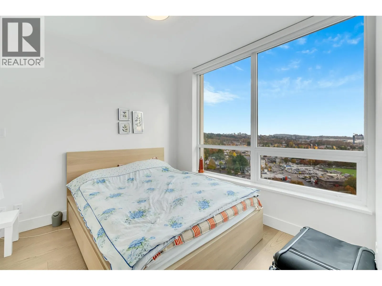 1702 1632 LIONS GATE LANE