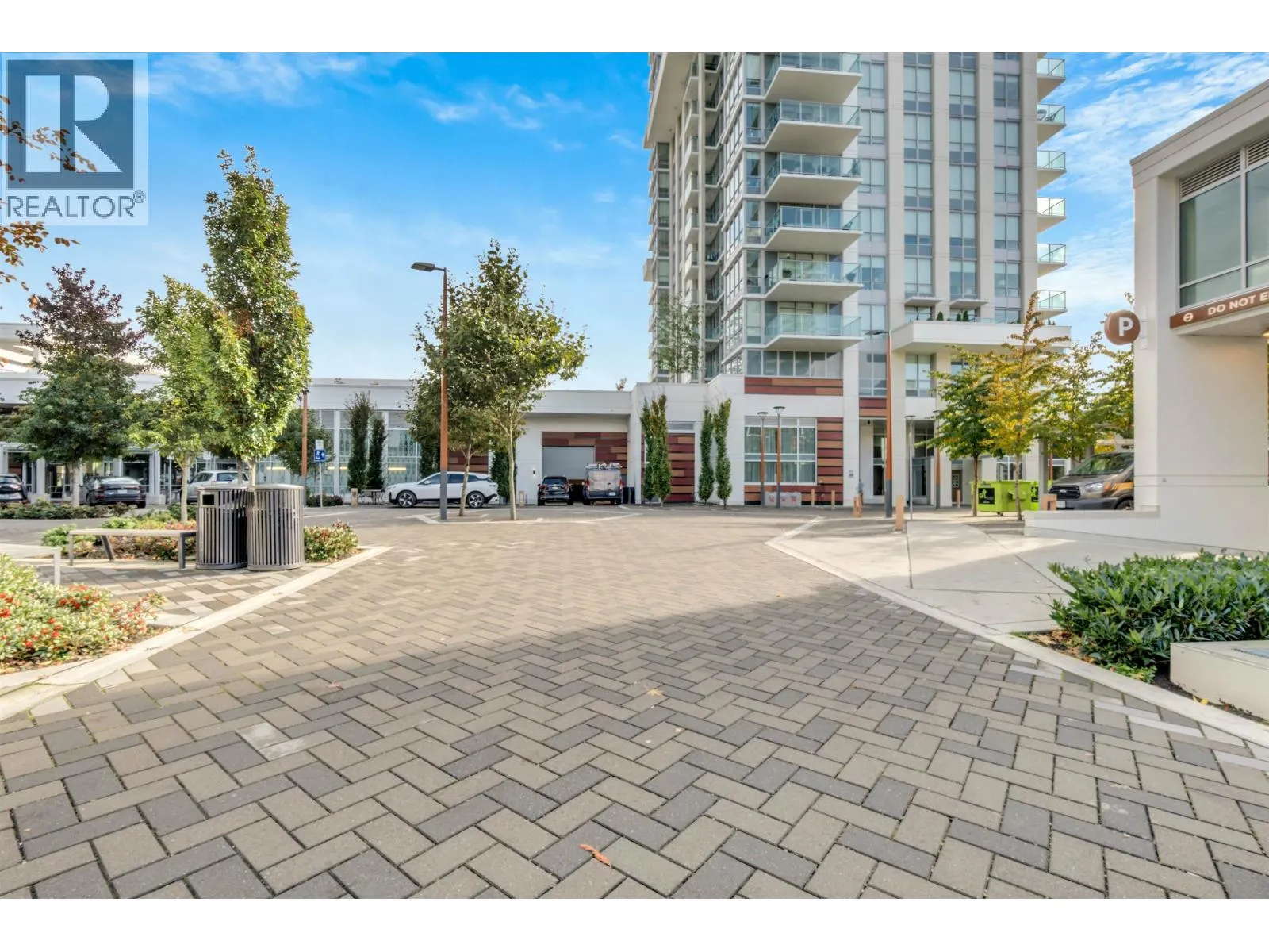 1702 1632 LIONS GATE LANE