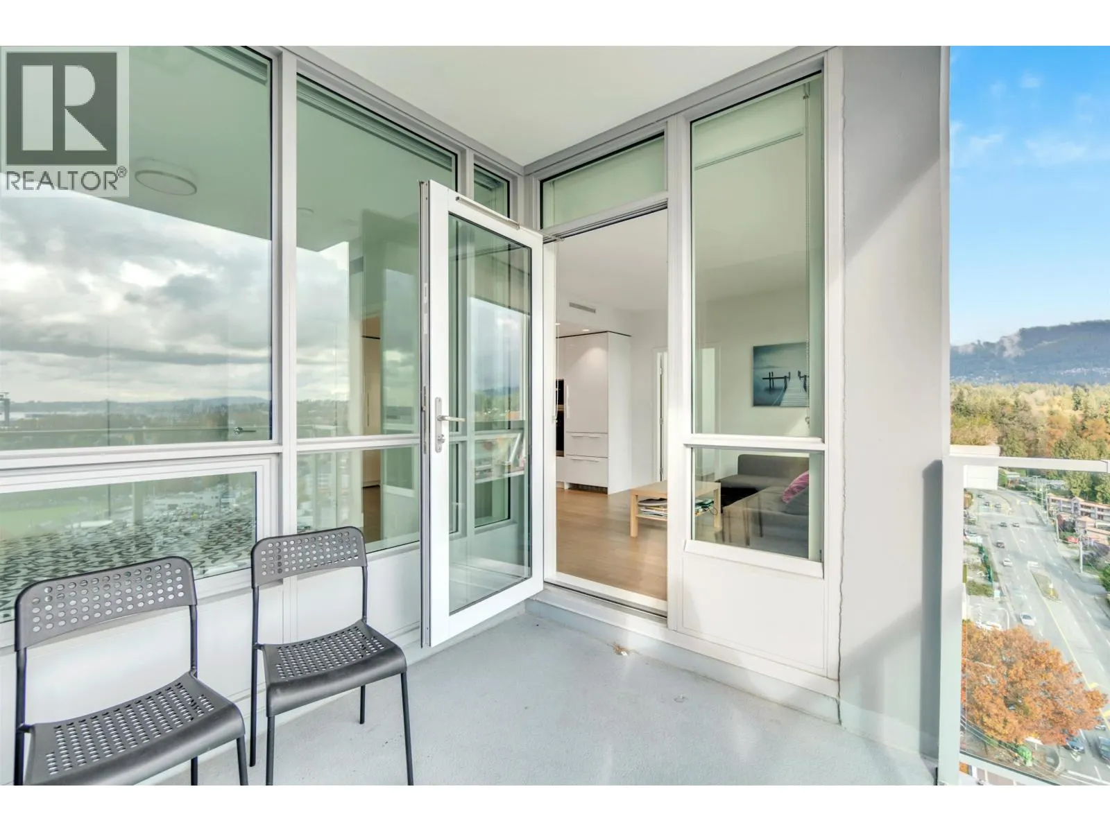 1702 1632 LIONS GATE LANE