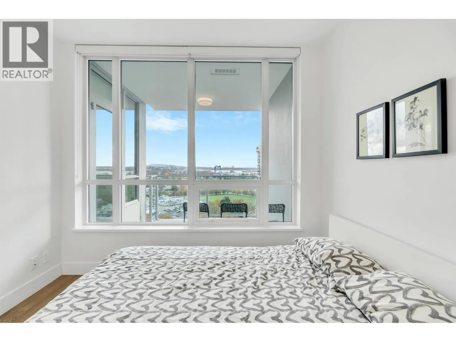 1702 1632 LIONS GATE LANE