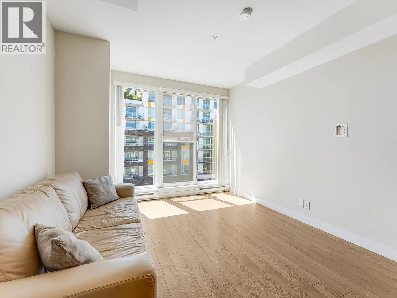 516 388 KOOTENAY STREET