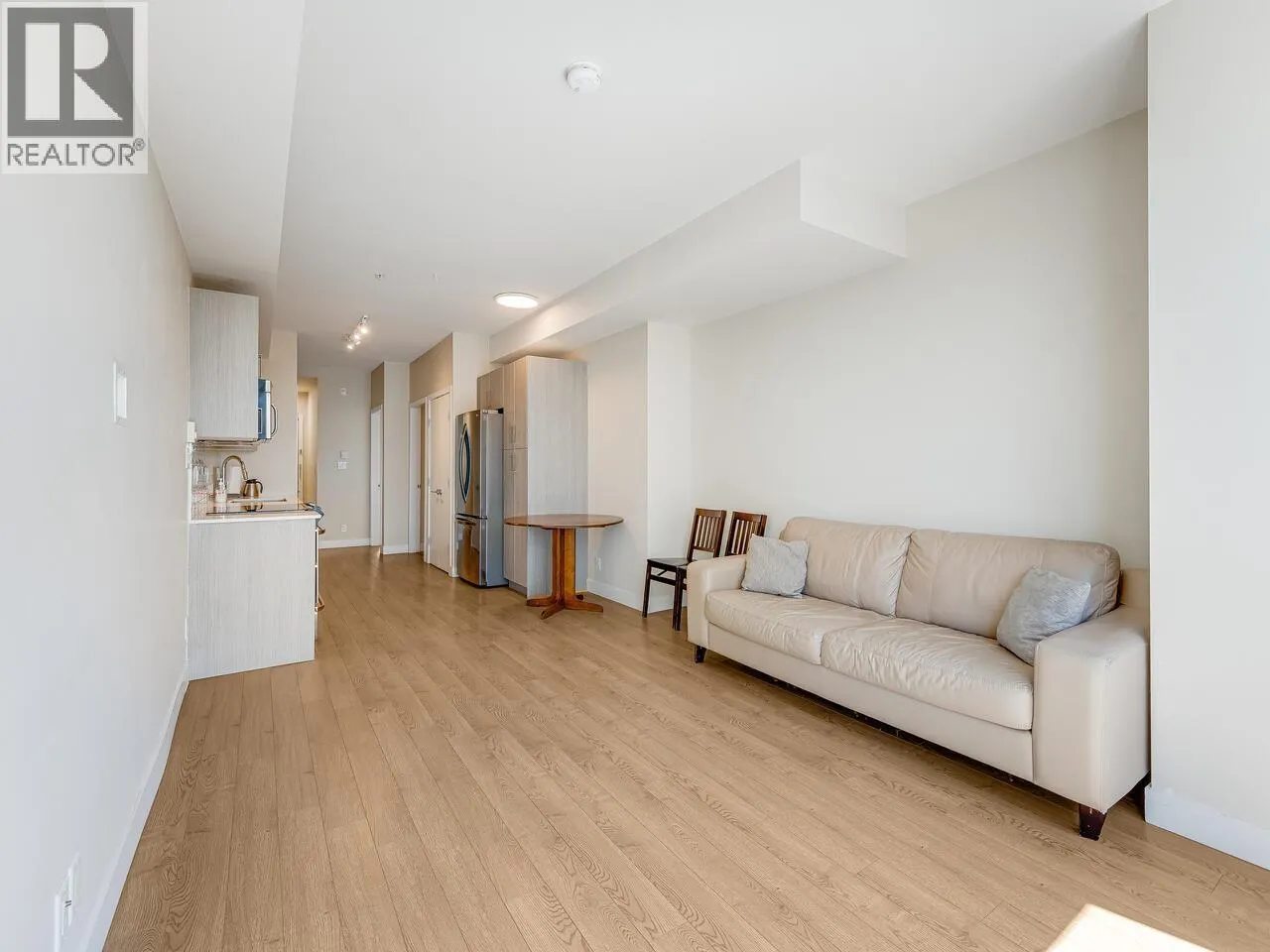 516 388 KOOTENAY STREET