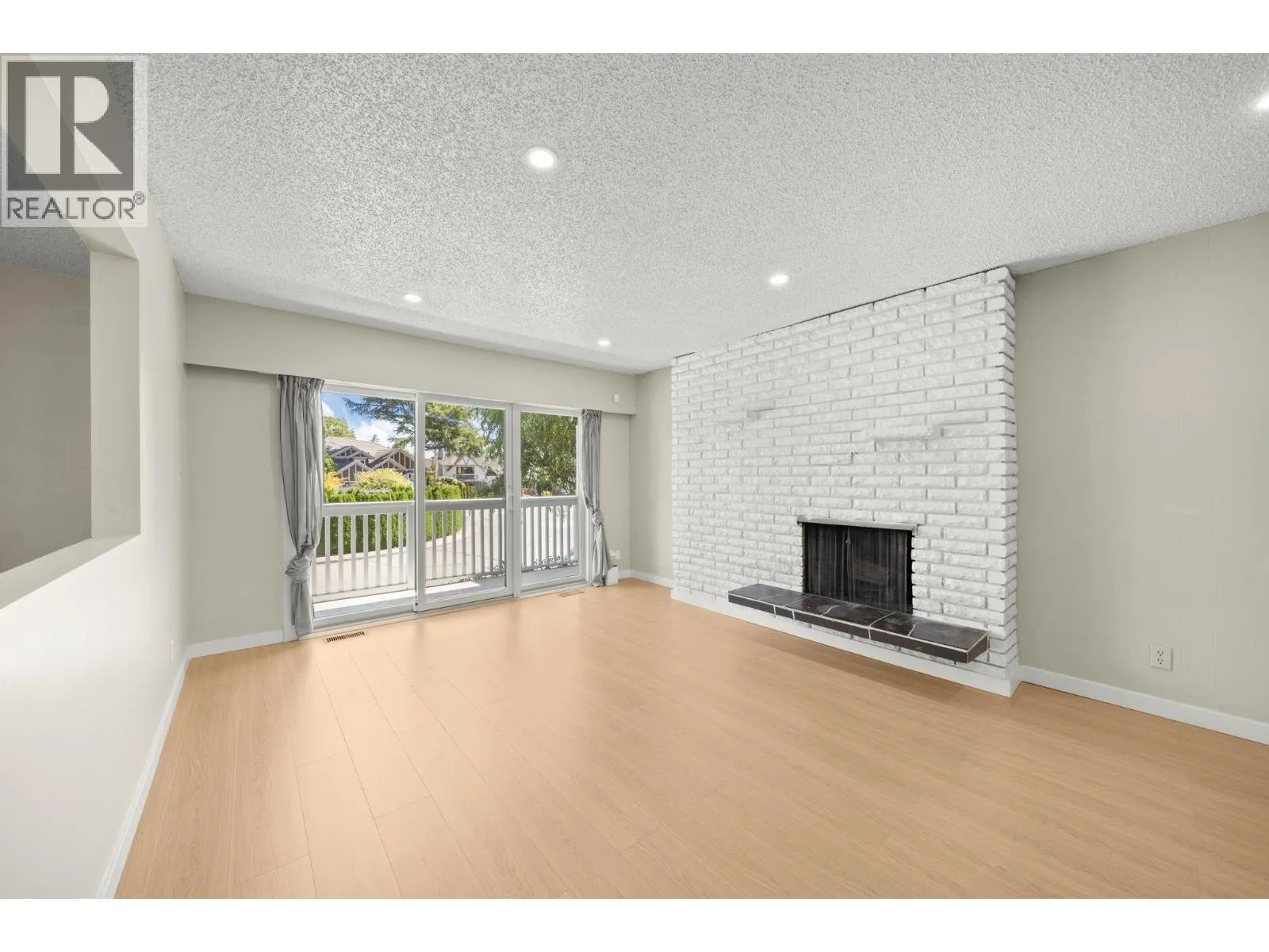 5271 MERGANSER DRIVE