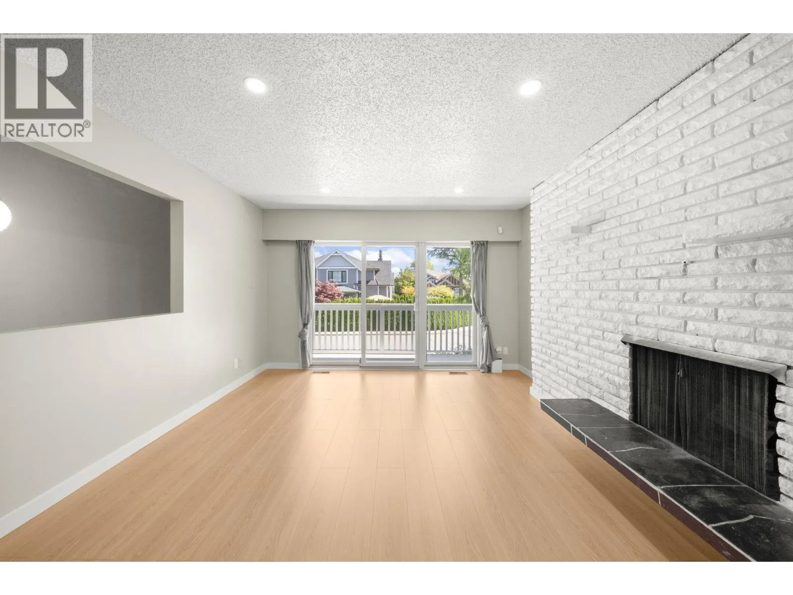 5271 MERGANSER DRIVE