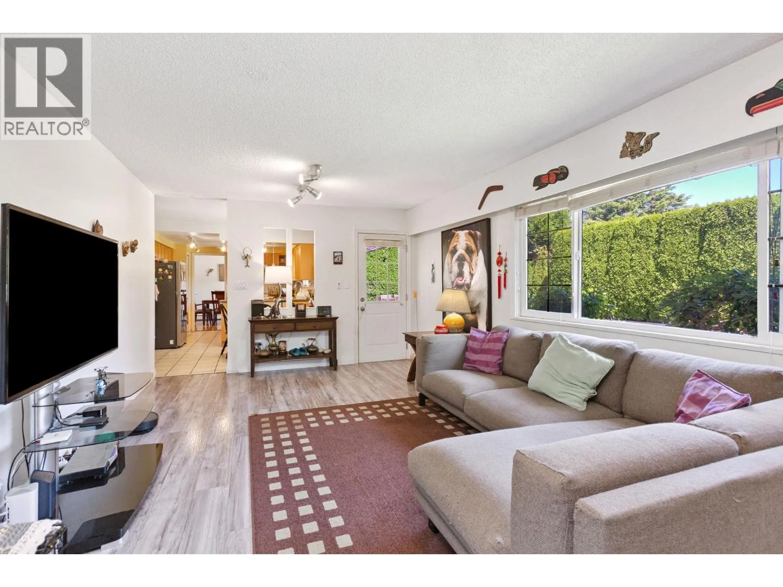 10220 FRESHWATER DRIVE