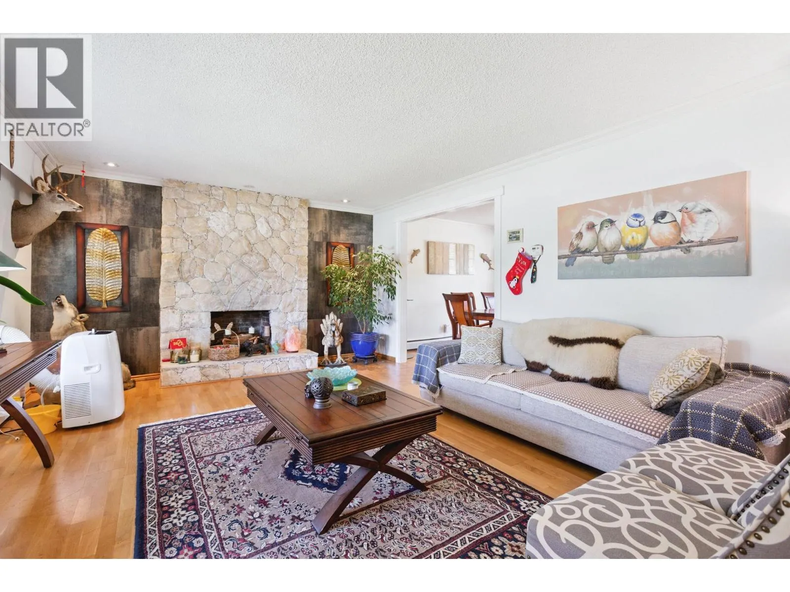 10220 FRESHWATER DRIVE