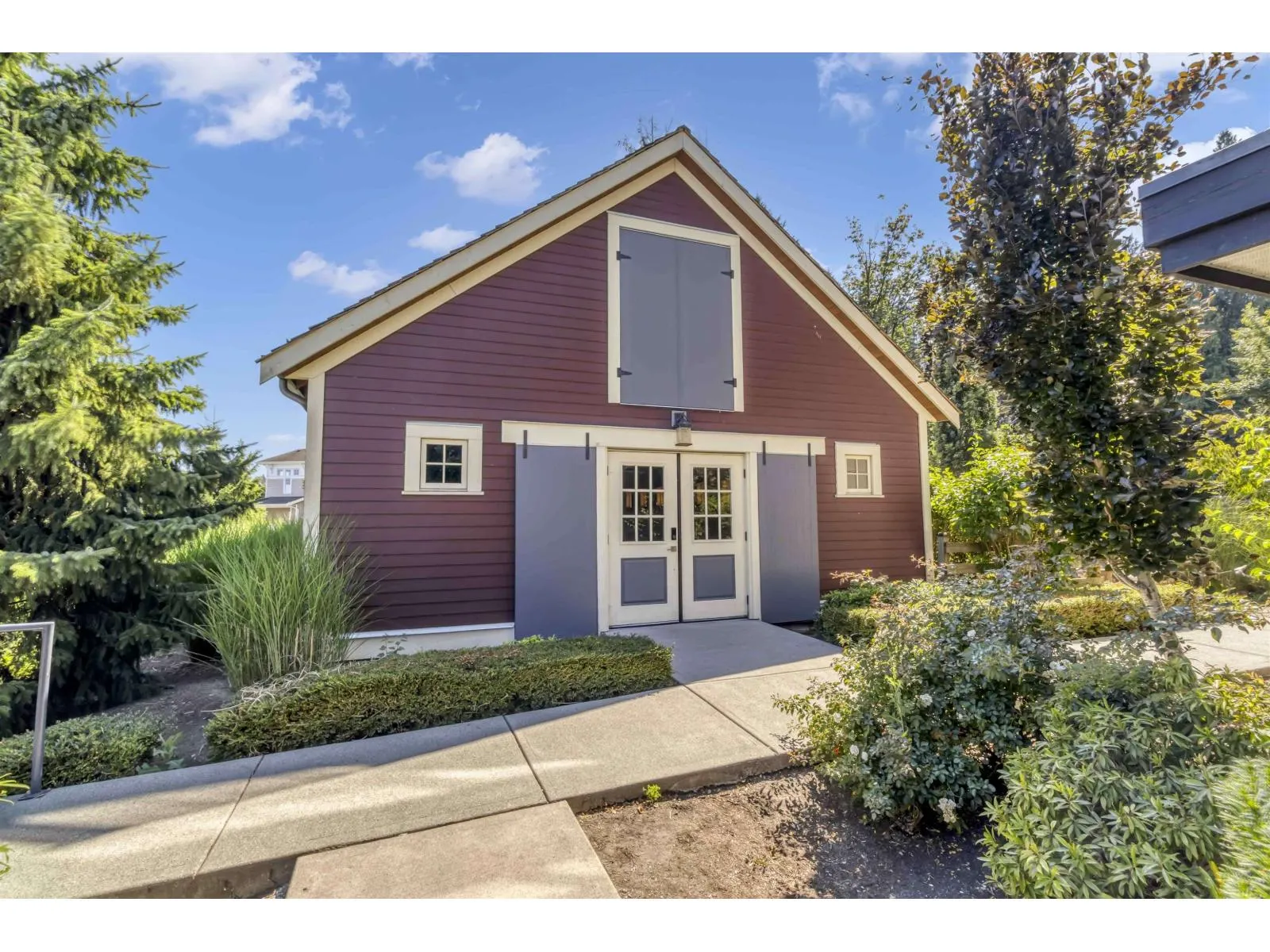 58 16488 64 AVENUE
