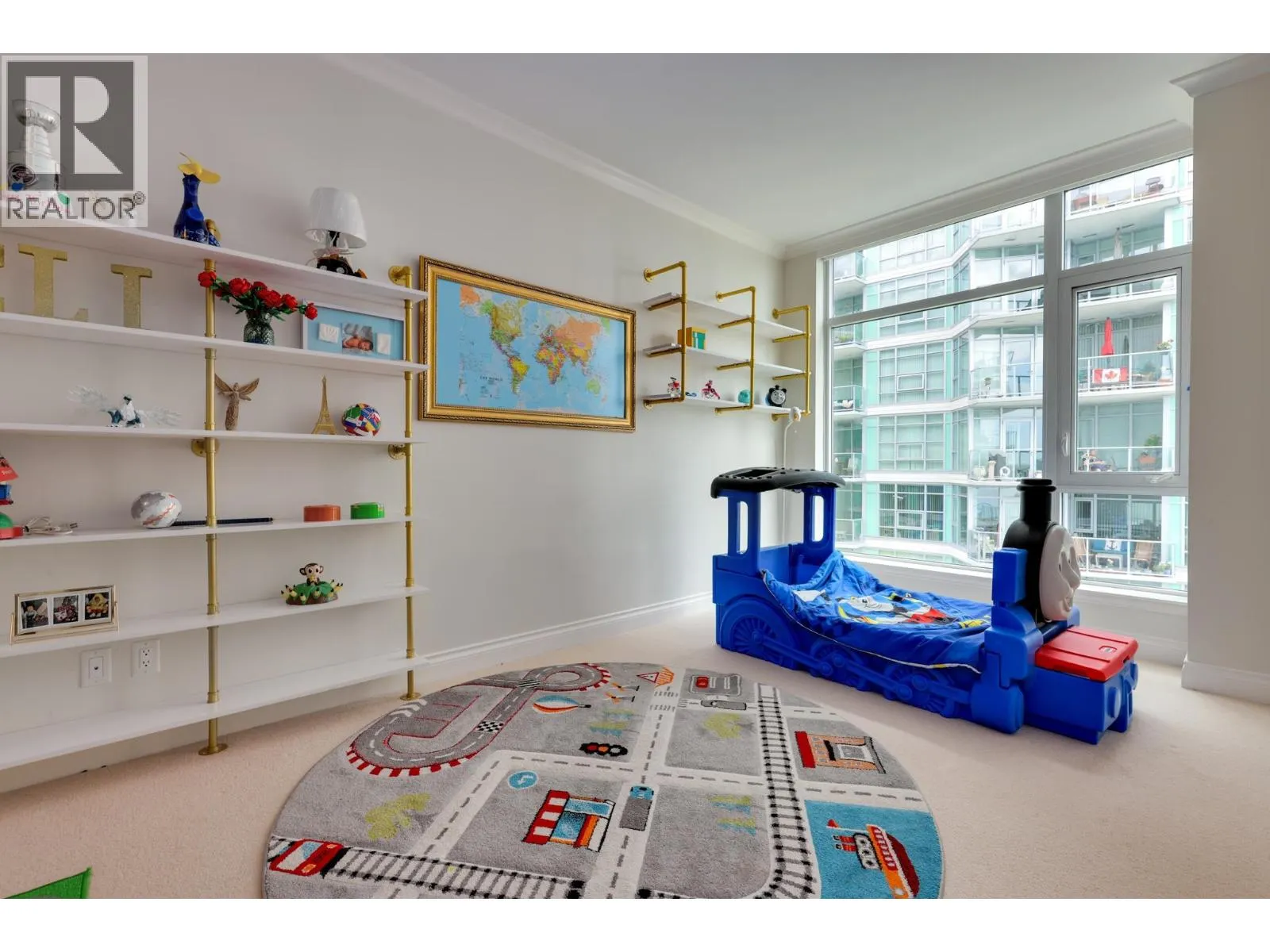 501 185 VICTORY SHIP WAY