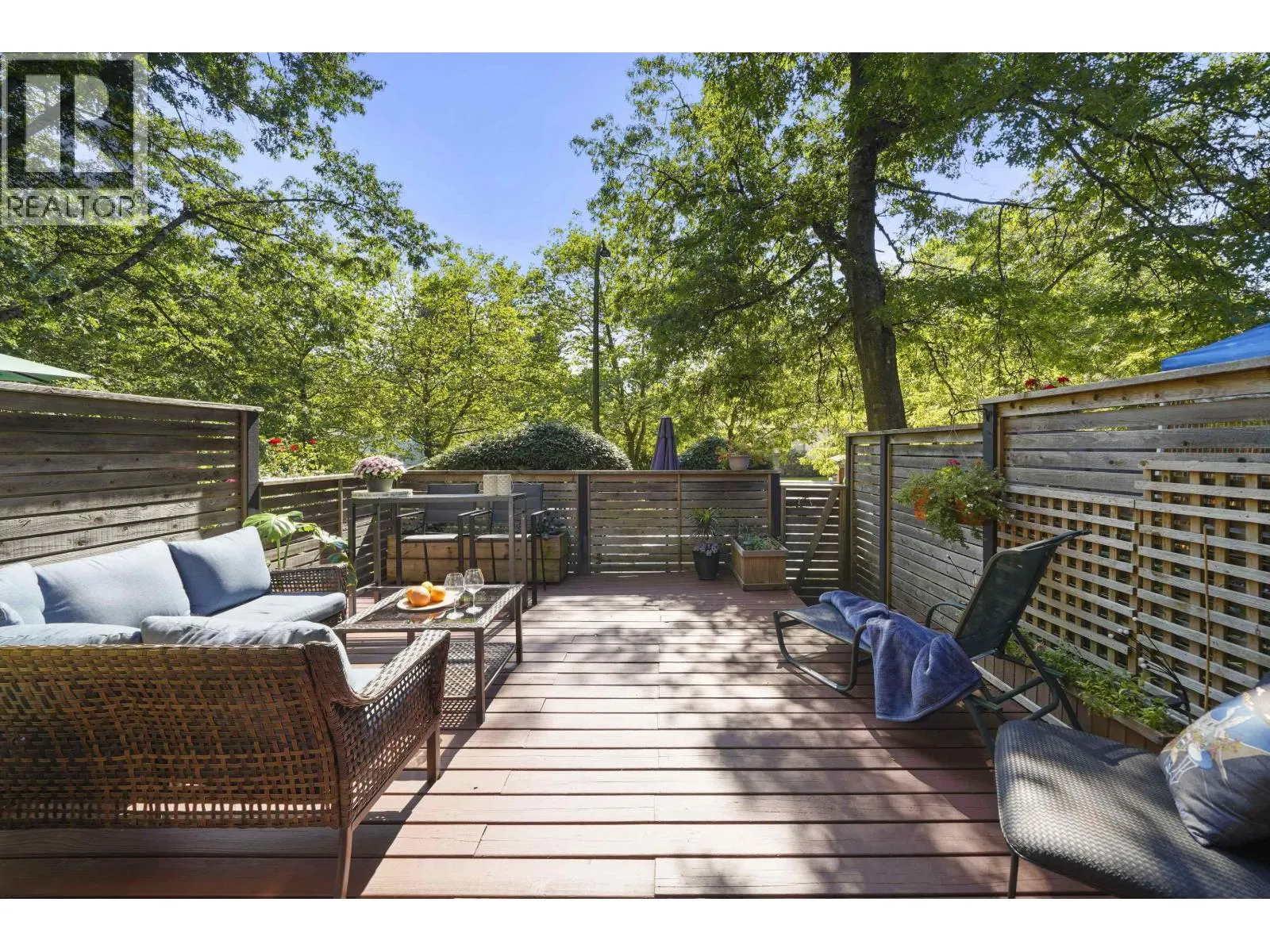 49 1910 CEDAR VILLAGE CRESCENT