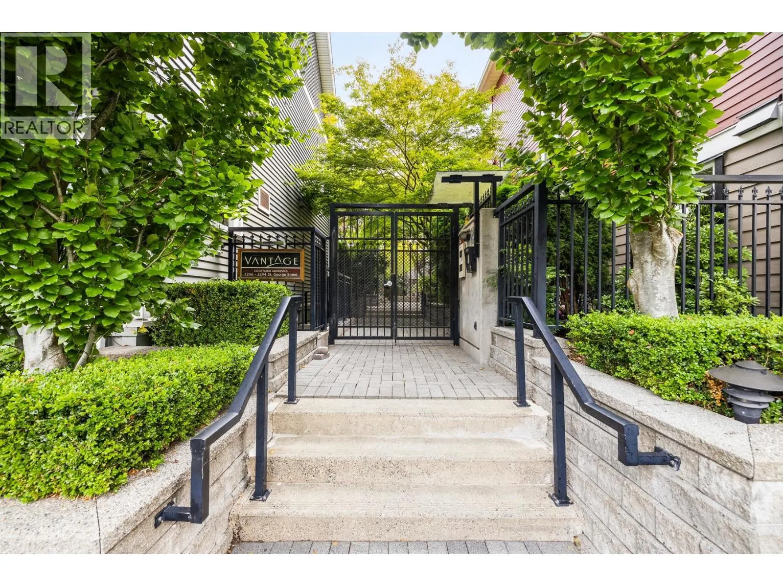 2276 ST. GEORGE STREET