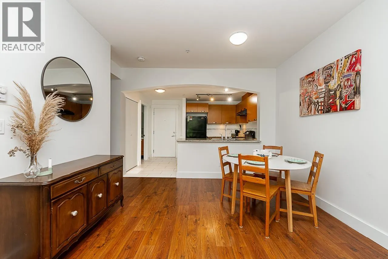 205 7488 BYRNEPARK WALK