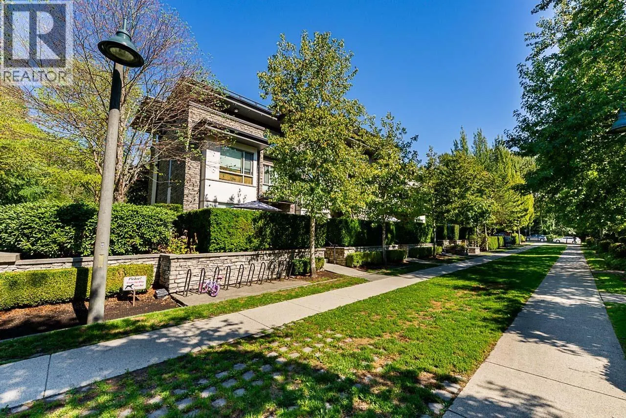 205 7488 BYRNEPARK WALK