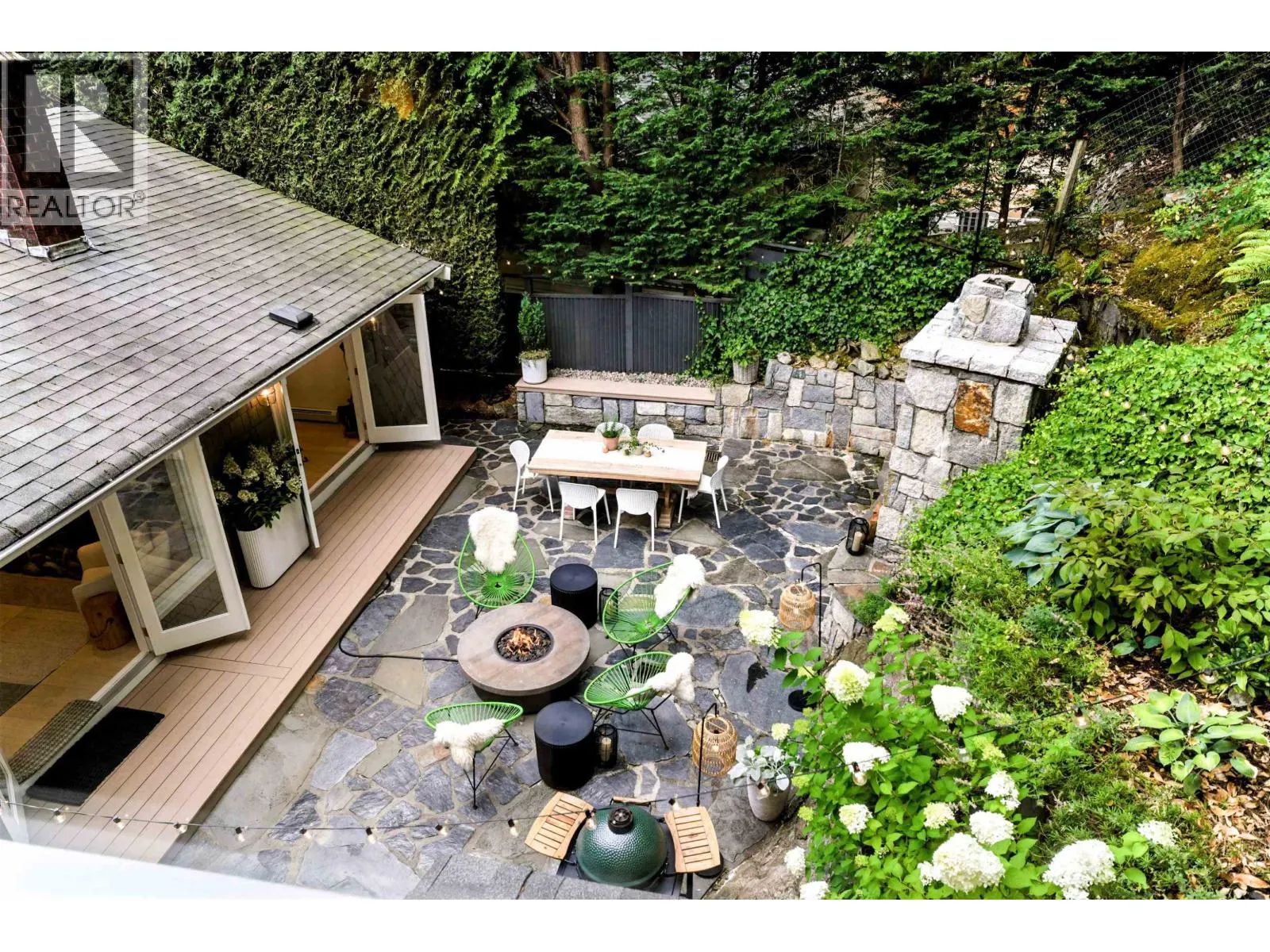 5621 EAGLE HARBOUR ROAD