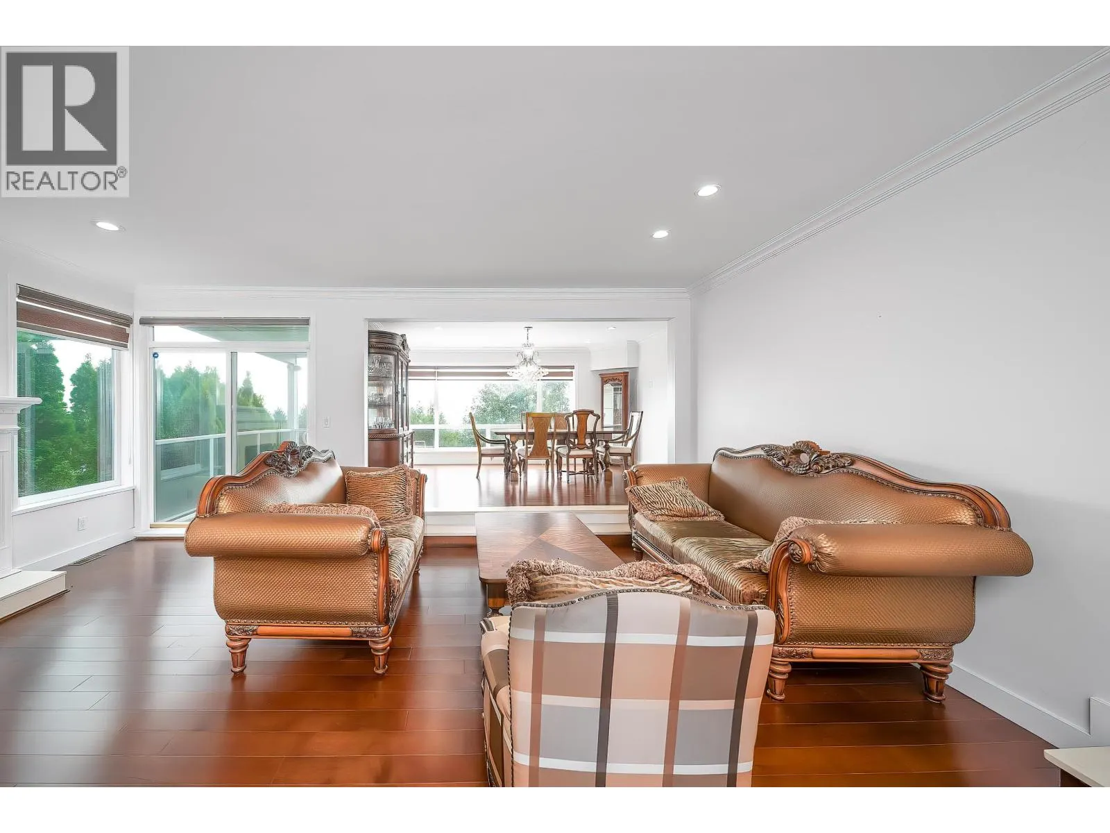 2138 WESTHILL PLACE