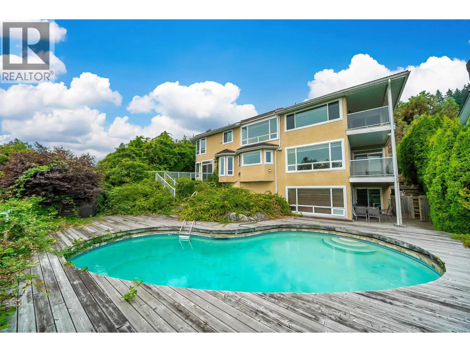 2138 WESTHILL PLACE