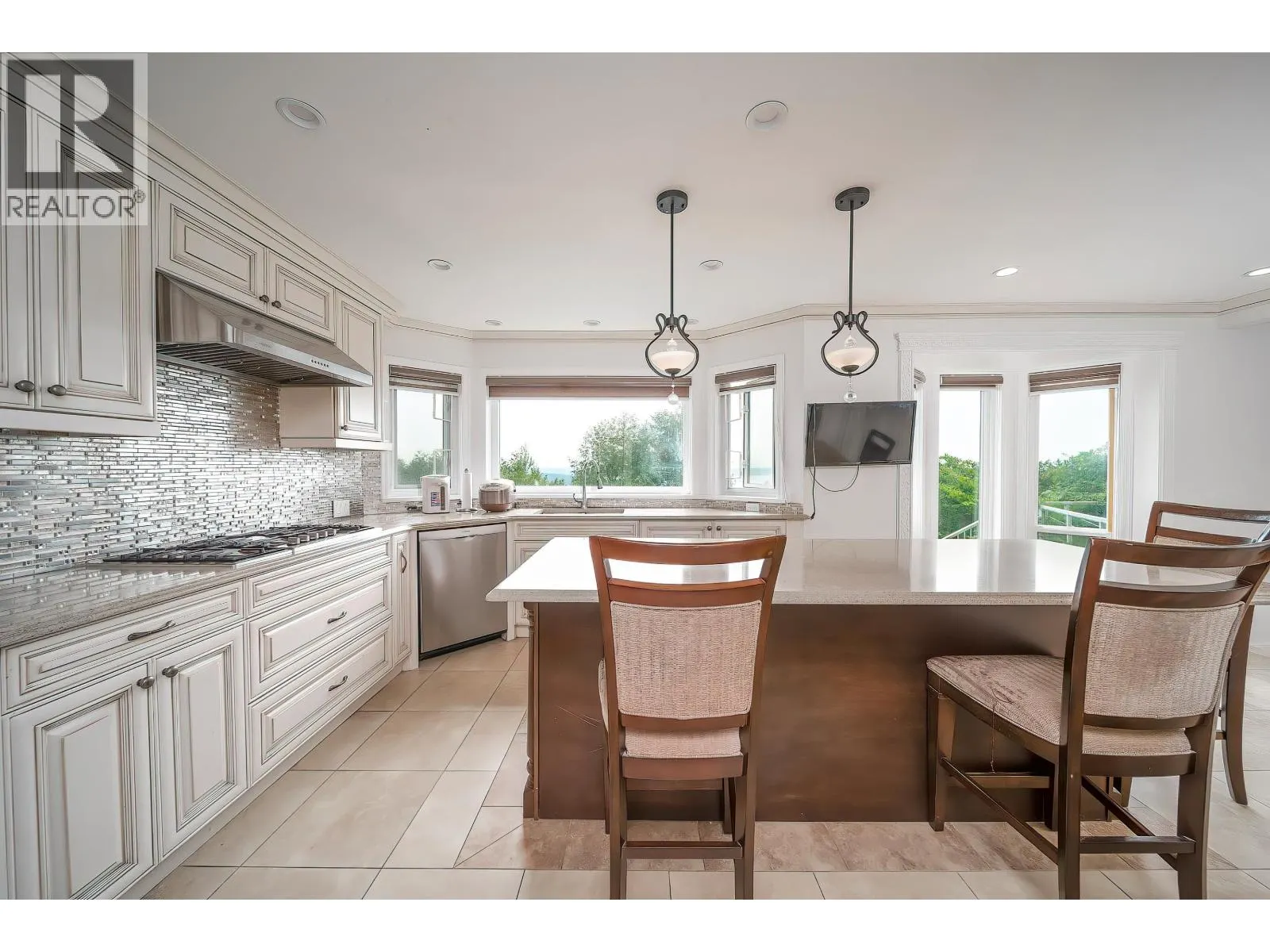 2138 WESTHILL PLACE