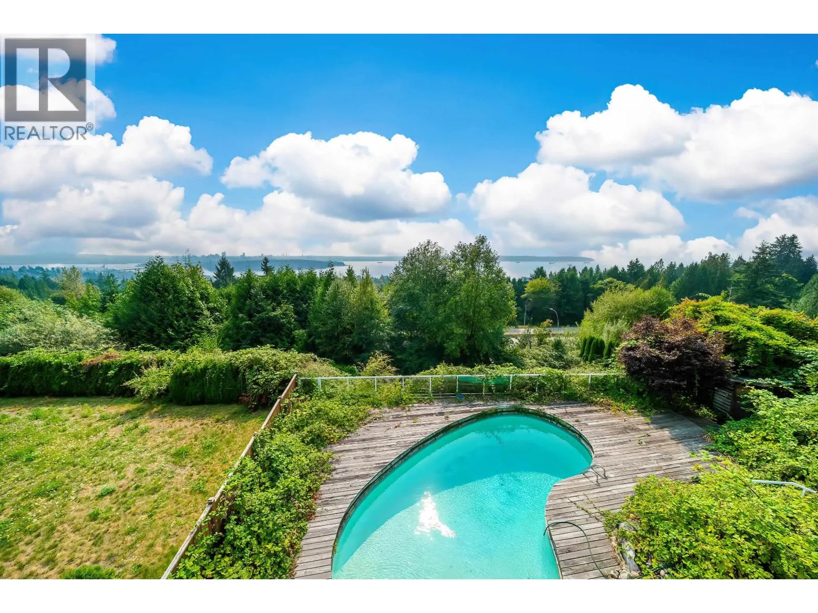 2138 WESTHILL PLACE