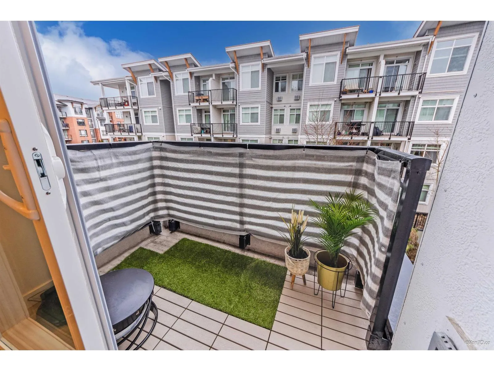 306 5415 BRYDON CRESCENT