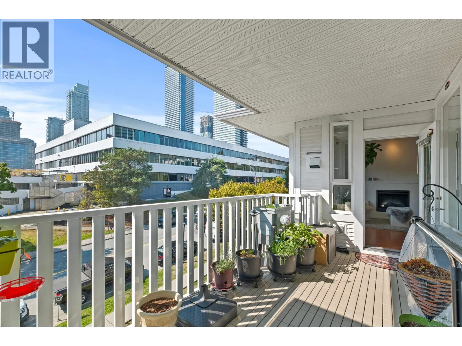 410 4723 DAWSON STREET