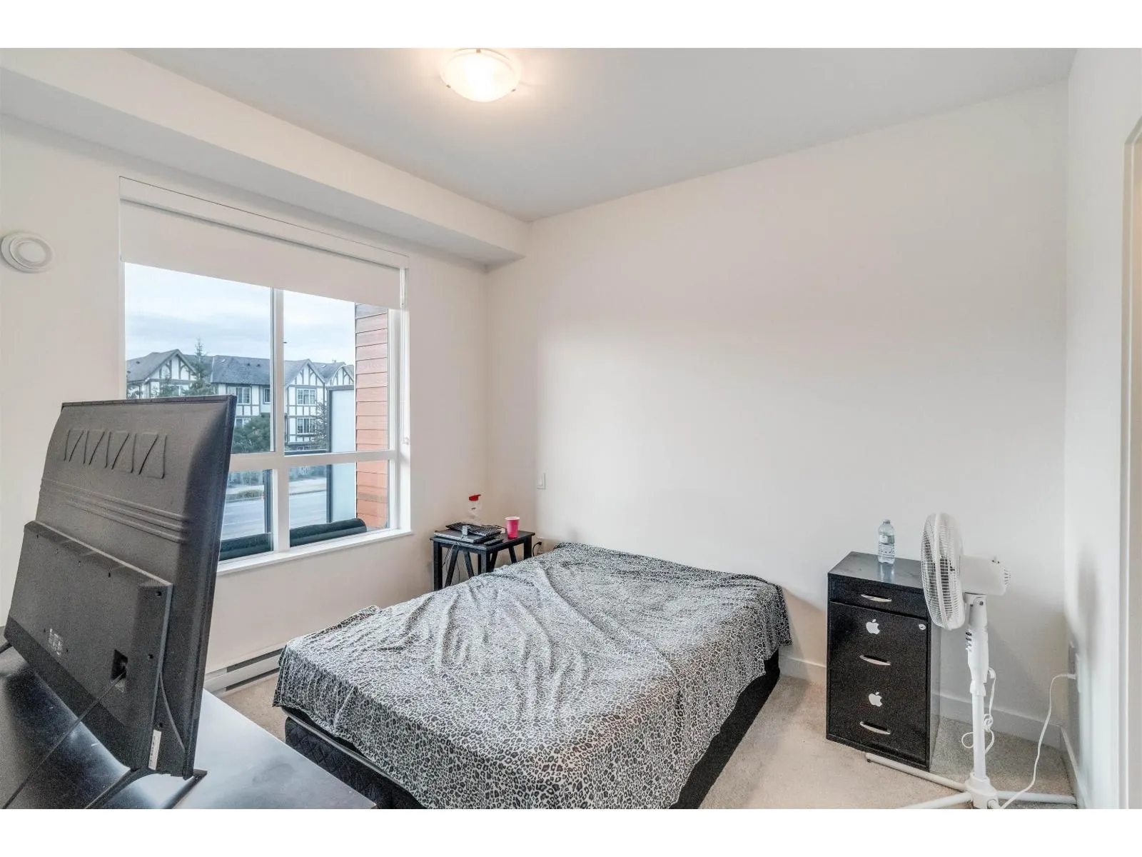 B220 20834 80 AVENUE