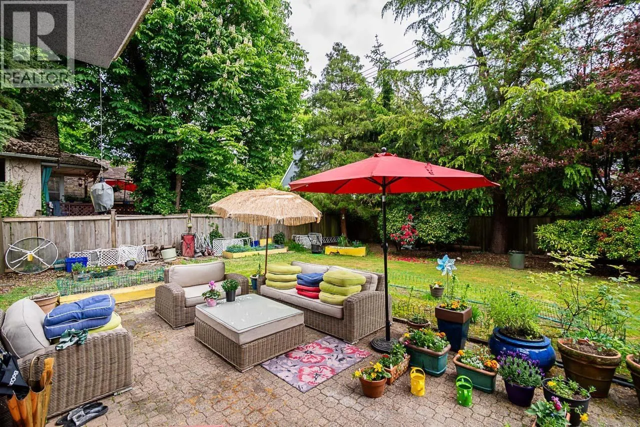 6138 GRANVILLE STREET