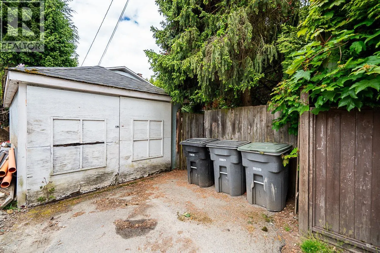 6138 GRANVILLE STREET