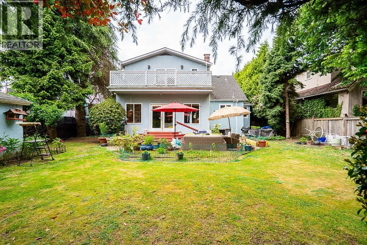 6138 GRANVILLE STREET